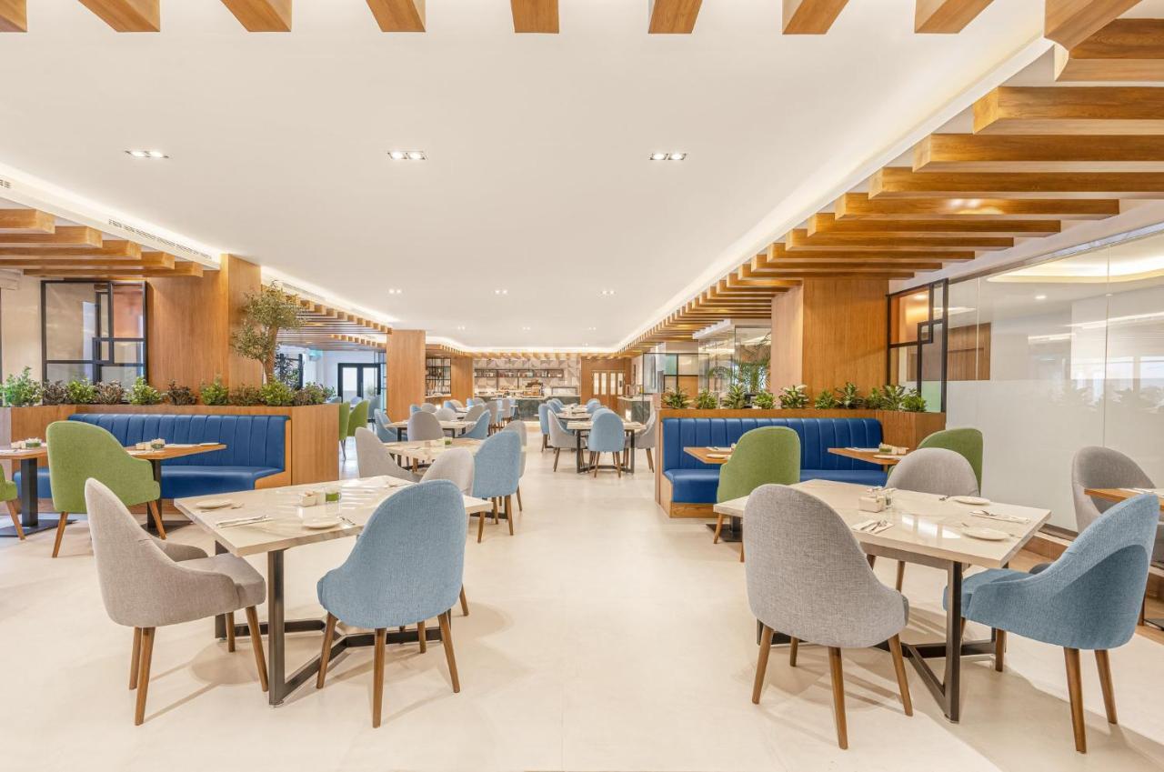 Holiday Inn Riyadh The Business District By Ihg Esterno foto
